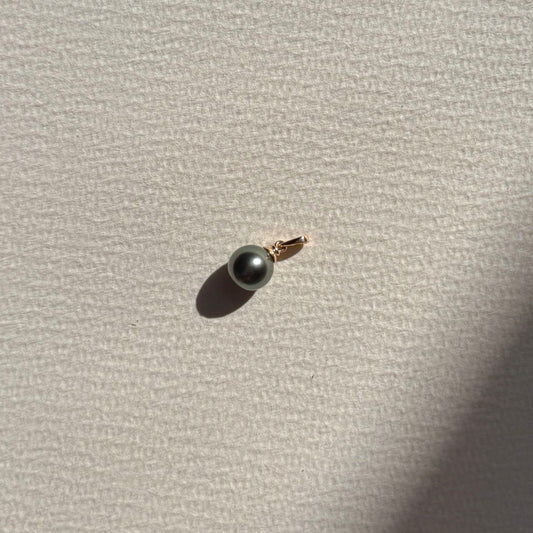 14K Tahitian Pearl Charm